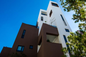 Отель Timia Homestay  Хуален